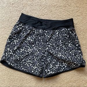 Lands’ End Women’s 5” Quick Dry Elastic Waist Board Shorts Swimmer w/Panty EUC